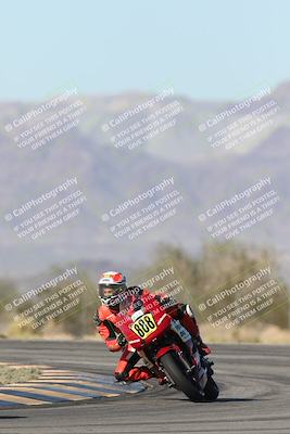 media/Dec-04-2025-Racers Edge (Thu) [[5ebc9f124d]]/3-B Group/1-Session 1 (Turn 7)/